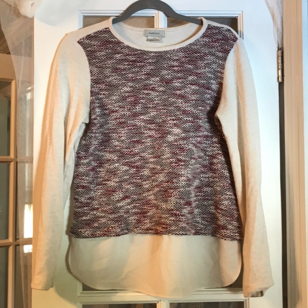 Van Heusen thin, light-weight sweater top